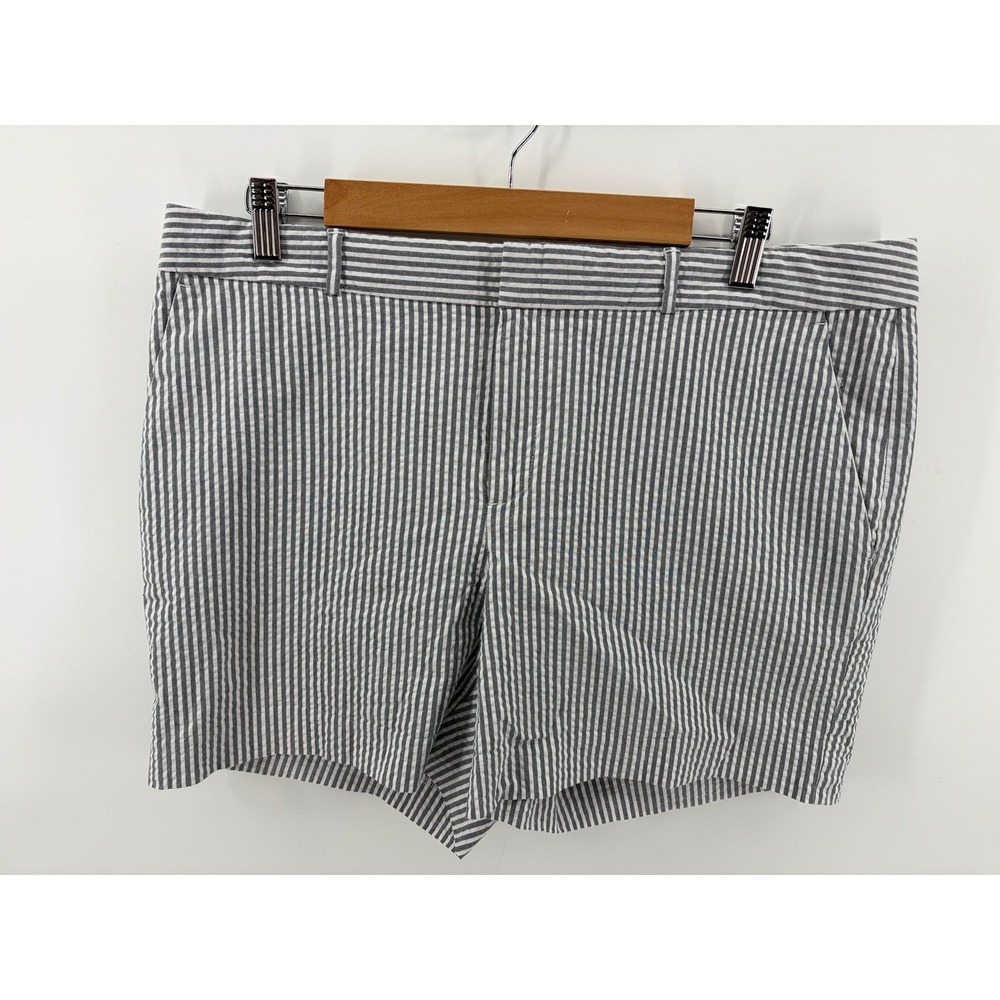 Banana Republic, Seersucker Shorts, GrayWhite Flat Front, Women's Size 12
